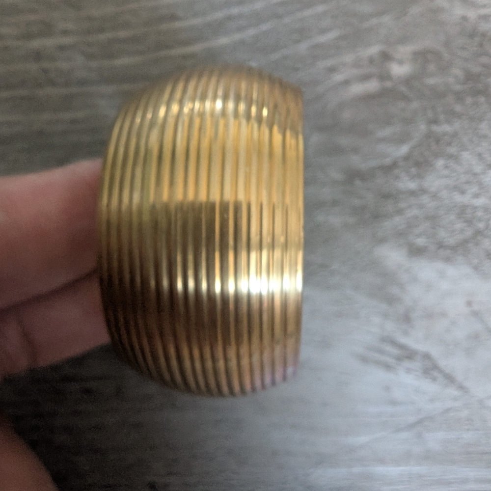 Set Of 9 Vintage Gold Ribbed Napkin Rings